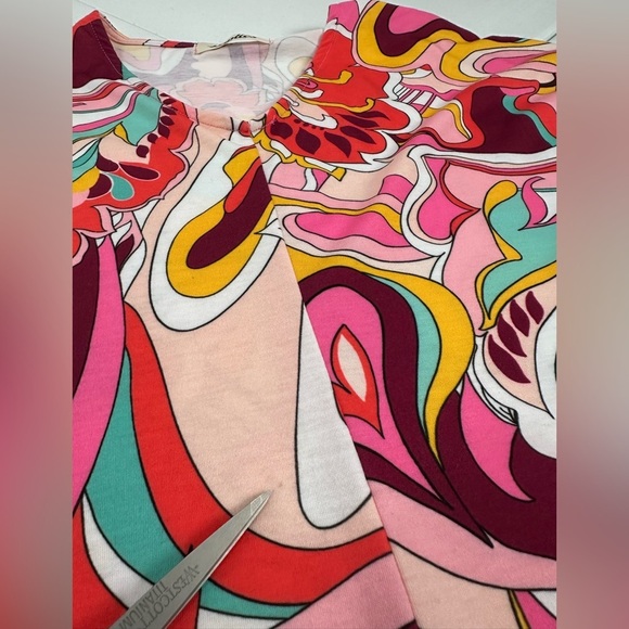 Haptics Bundle of Two Bright Colorful Short Sleeve Summer Tops Beach Vaca Summer - Picture 14 of 15